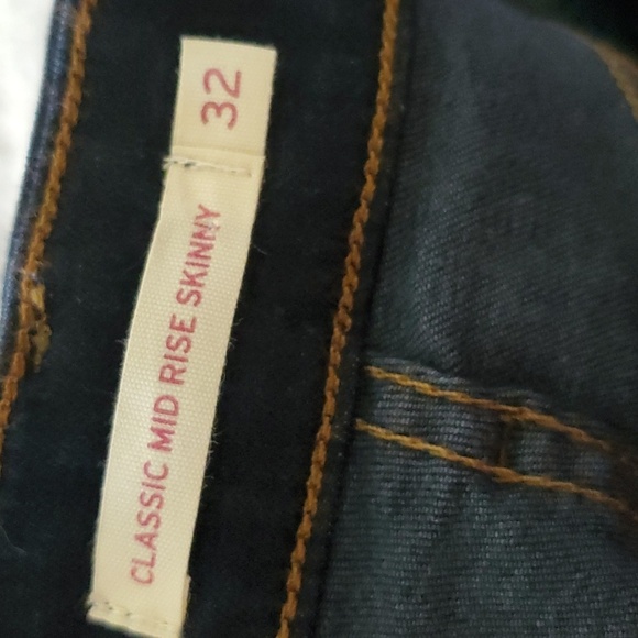 NWT!! Levi's skinny jeans - Picture 8 of 10